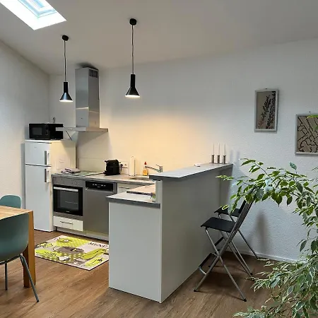 2 Zi-apartment Fauser Echterdingen-messe شقة لينفلدن اشتردين